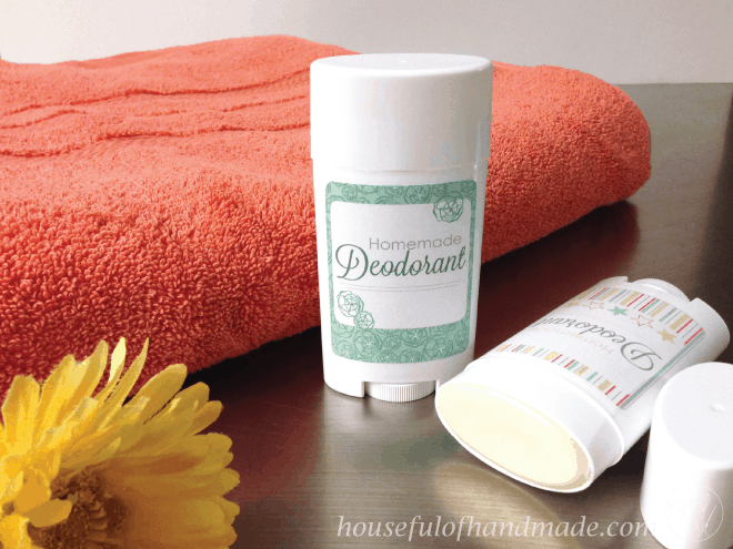 A super quick homemade deodorant stick that really works! Tutorial from Houseful of Handmade.