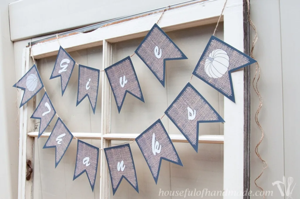 Super easy burlap banners because they are free printable files. All you have to do is print and cut out.