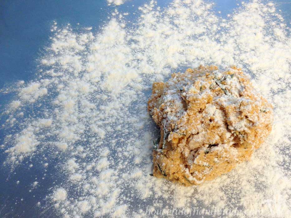 I love putting pumpkin in savory dishes. These pumpkin sage scones are perfect for a cold fall evening. Recipe on housefulofhandmade.com.