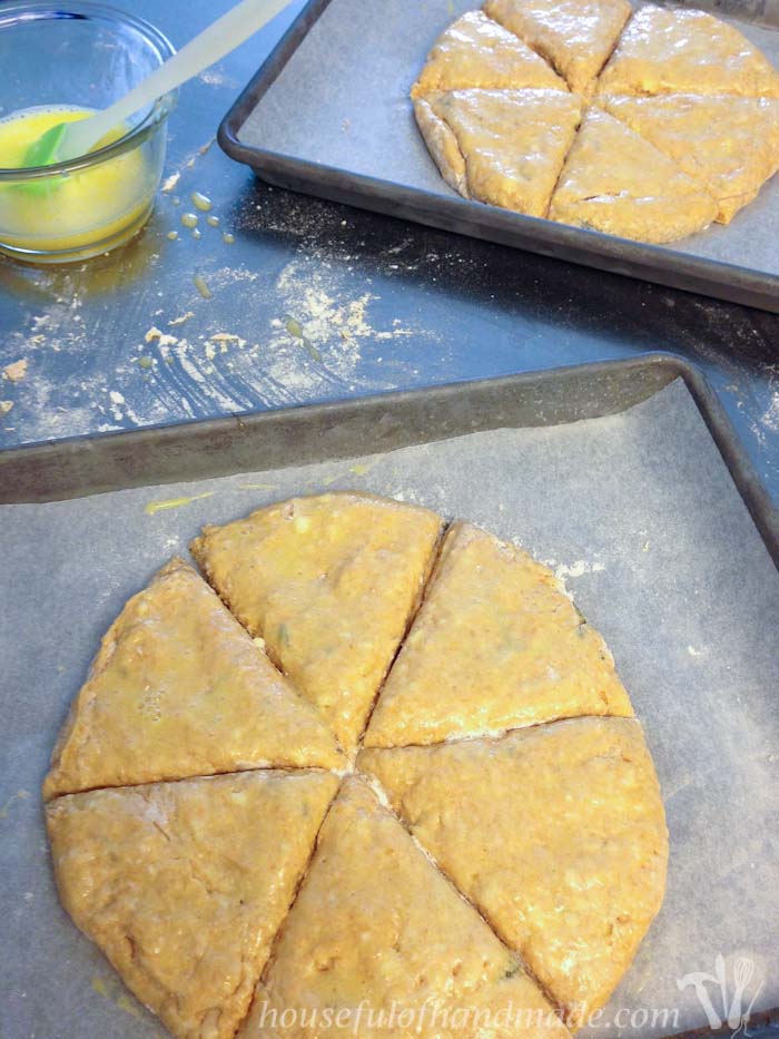 I love putting pumpkin in savory dishes. These pumpkin sage scones are perfect for a cold fall evening. Recipe on housefulofhandmade.com.