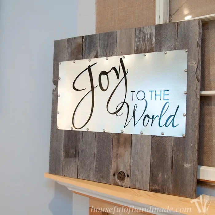 I love these easy DIY home decor ideas! I can't wait to make #8 for my home. Create the perfect space by making your own home decor. | Housefulofhandmade.com 