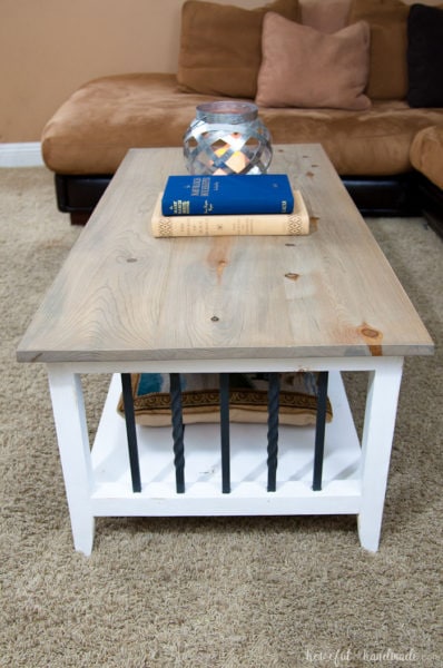 Farmhouse Coffee Table Build Plans - Houseful of Handmade