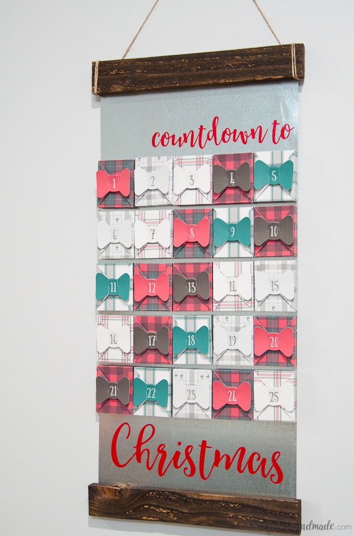 Farmhouse Plaid Christmas Advent Calendar