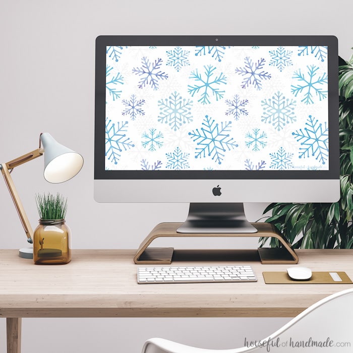 Celebrate the New Year with these watercolor snowflakes on your phone and computer! Download these free digital backgrounds for January today. Includes backgrounds with or without a calendar to help you stay focused in the new year. | Housefulofhandmade.com