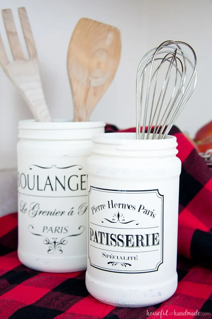 Turn old jars into something beautiful with your Silhouette with this month's Silhouette Creator's Challenge. Create a beautiful Farmhouse Kitchen Canister or two to bring lots of fixer upper charm to your kitchen. | Housefulofhandmade.com