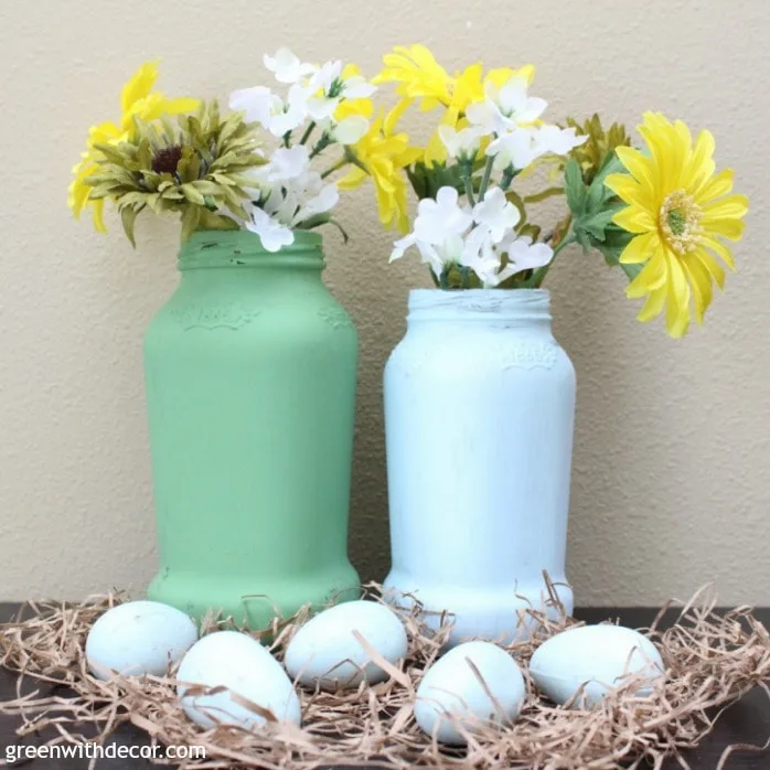 Ways to Upcycle Glass Jars & Bottles: Make spring vases from old spaghetti sauce jars from Green with decor.