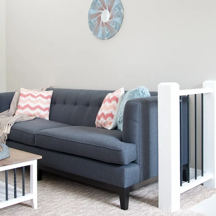 blue couch that goes with perfect griege wall color