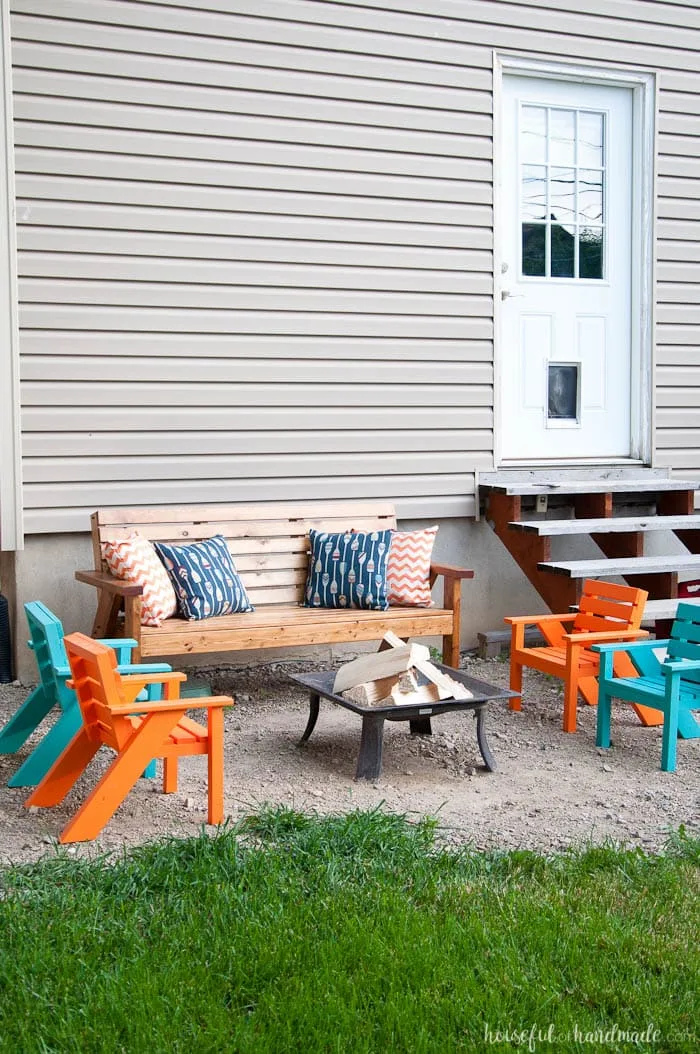 Create the perfect backyard seating with these Easy DIY kids patio chairs. The chairs are perfect for toddlers and kids to have their own space in the yard. Lightweight, but hard to tip over. Get he free build plans today! Housefulofhandmade.com | Free Build Plans | Kids Outdoor Chairs | Modern Adirondack Chairs | Colorful Kids Chairs | DIY Patio Furniture | How to Build Patio Furniture |Kreg Jig 