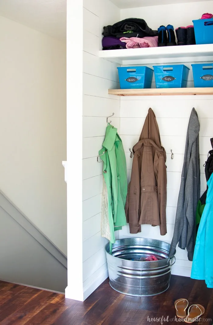 Take a peak into the houses of your favorite bloggers this summer. Each week we will be sharing different rooms in our home. This week is all about the entryway. See how we have our Farmhouse Entryway mudroom decorated and ready for summer. Housefulofhandmade.com | Summer Home Tour | Small Entry Decor | Small Mudroom Ideas | Entryway Mudroom Ideas | Mudroom Storage | DIY Shiplap Entry | Room by Room Summer Series