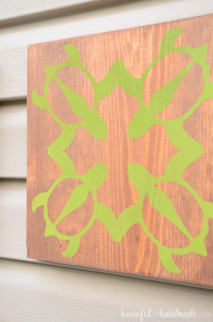 Turn a 1x10 board into beautiful tropical wall art with this easy tutorial. This turtle design is my favorite. Housefulofhandmade.com