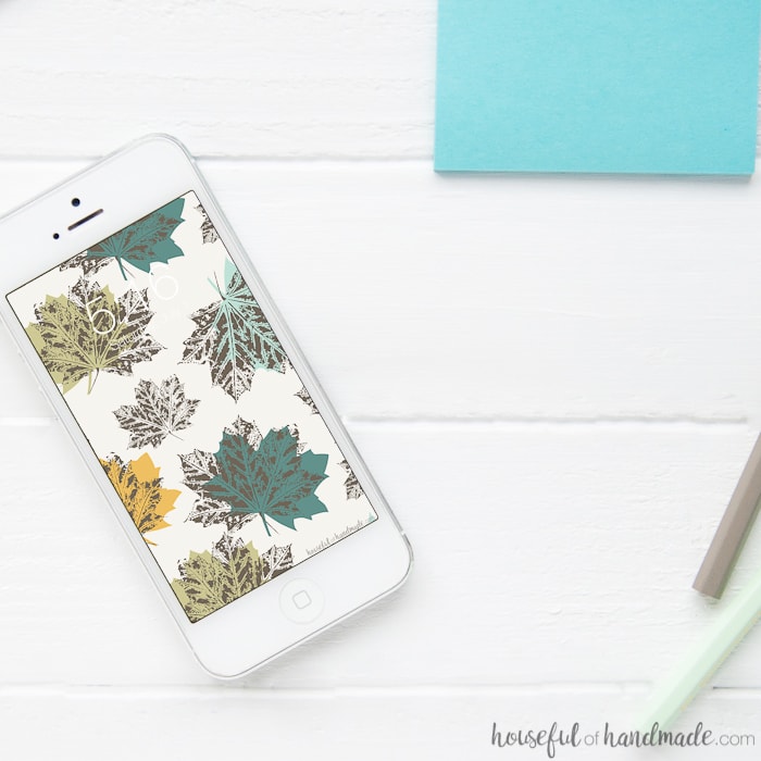 I love downloading new free digital wallpaper for my cell phone every month. These October backgrounds are my favorite! Housefulofhandmade.com