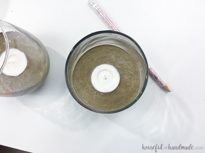 Press tea lights into wet concrete to make these beautiful candle holders. Housefulofhandmade.com