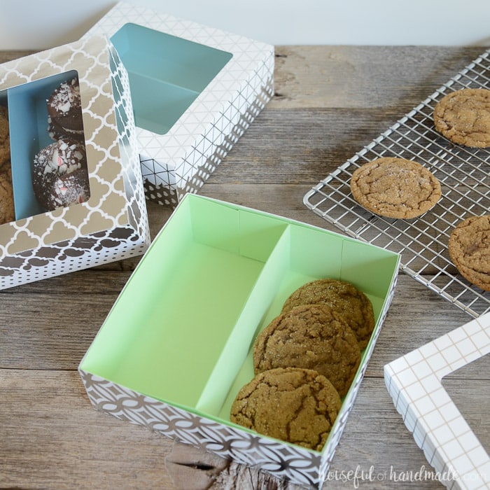 Fill these easy cookie gift boxes with Christmas treats for the perfect homemade Christmas gift. Get the free cut file or PDF template from Housefulofhandmade.com.