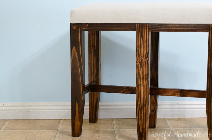 Add extra seating to your kitchen island with these barstool benches. Easy to build with the Kreg Jig. Housefulofhandmade.com
