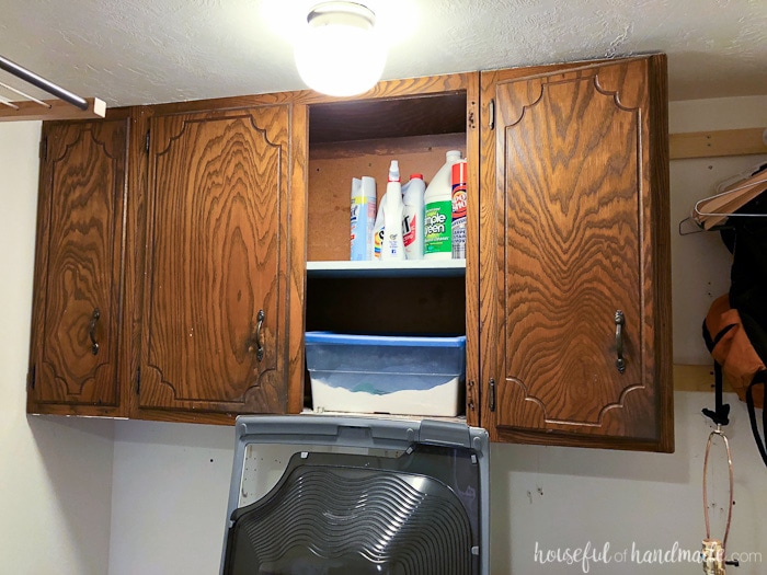 These hand-me-down cabinets are going to be stunning with a few easy DIYs. Check out how we redo our entire laundry room for only $100. Housefulofhandmade.com