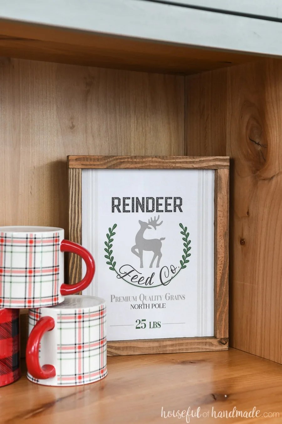 Reindeer Feed Co. printable made into easy DIY wood signs for Christmas. 