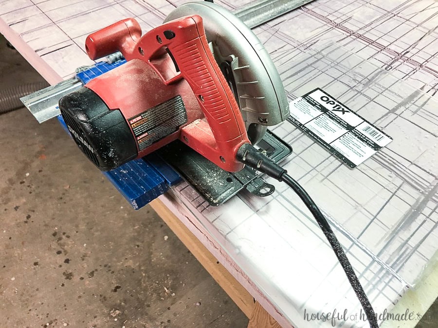 Cutting plexiglass with a circular saw. 