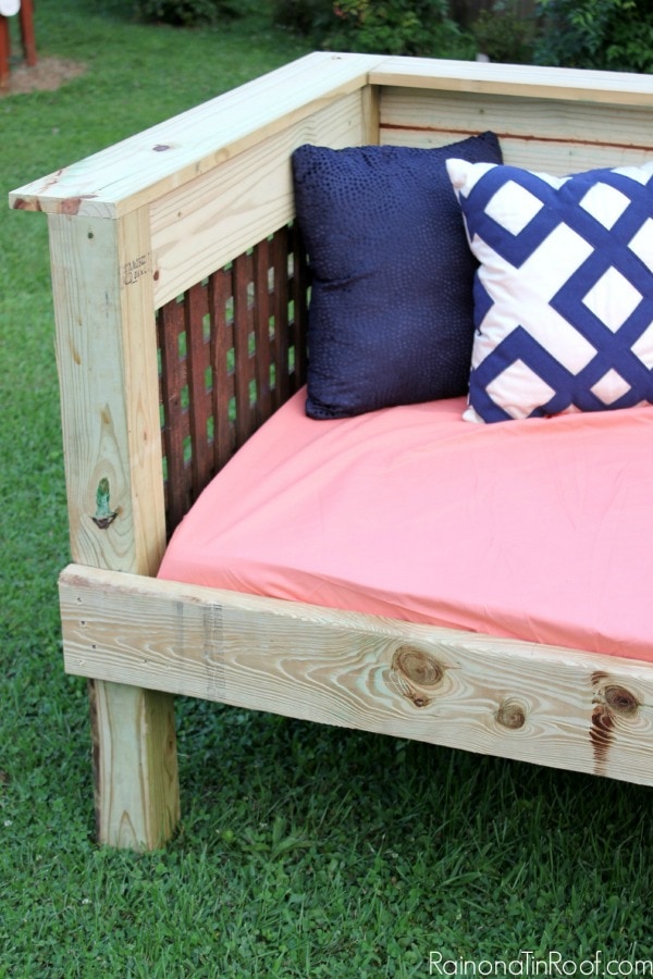 15 Diy Patio Furniture Projects For Your Outdoor Space