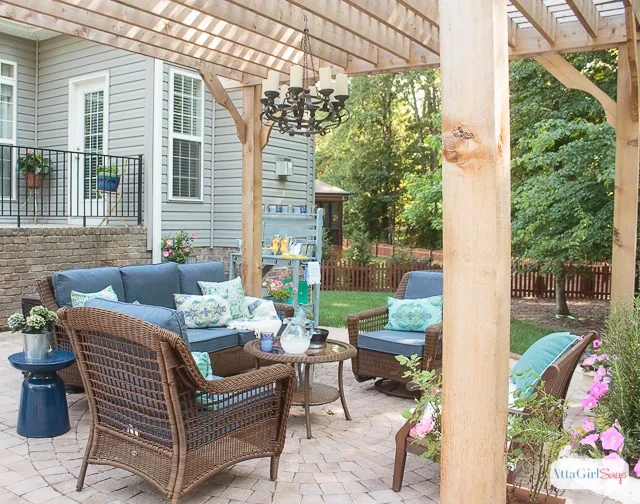 15 Amazing Diy Backyard Patio Ideas On, How To Install A Patio On Budget