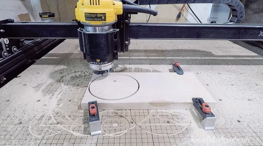 Cutting circle for the base of the jewelry stand on a CNC machine. 