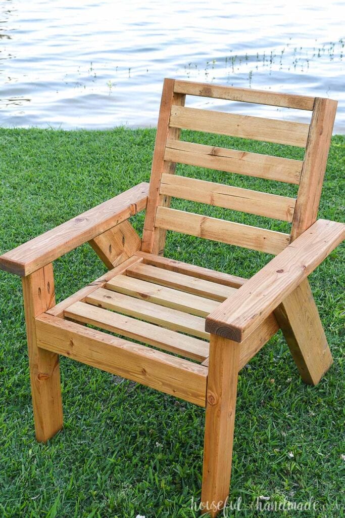 Wooden deck lounge deals chairs