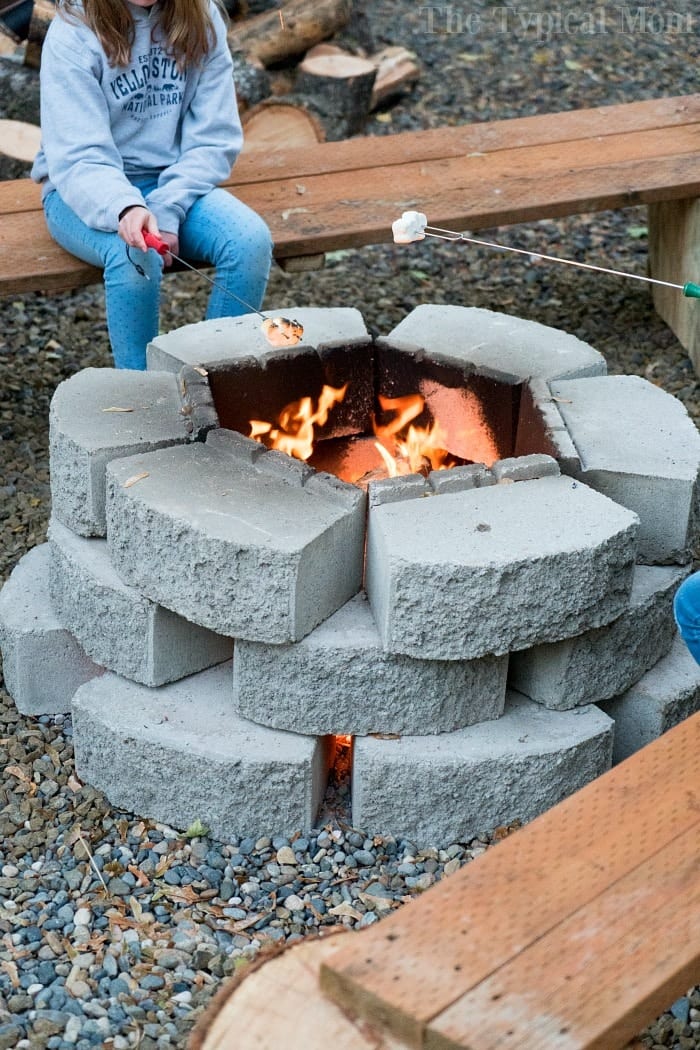 12 Best Outdoor Fire Pit Ideas - DIY Backyard Fire Pit Ideas