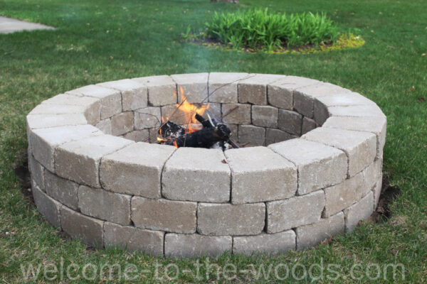 21 Amazing DIY Fire Pit Ideas That Are Easy To Build