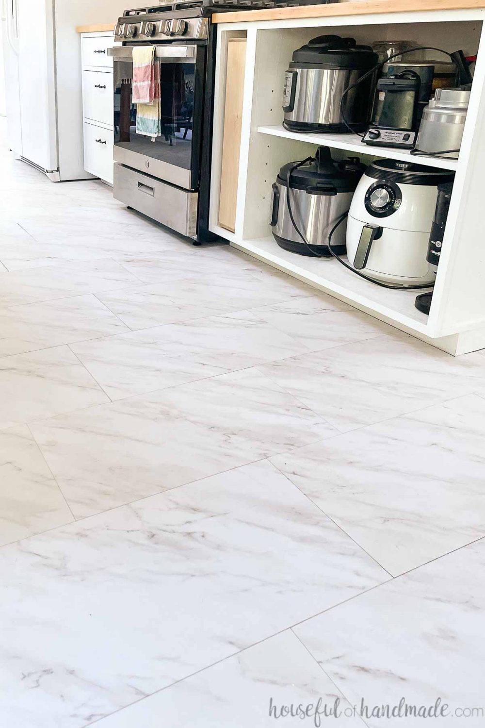 Peel and stick kitchen floor deals tile