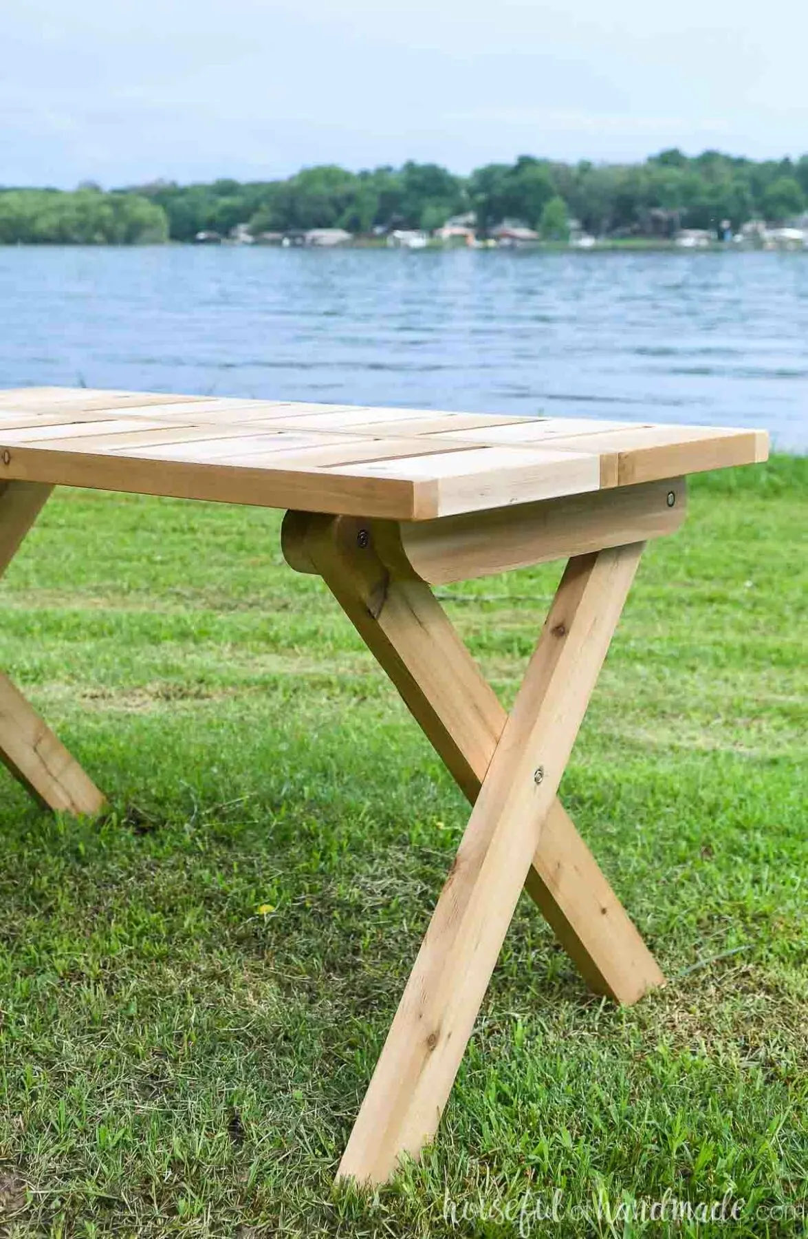 Building on sale table legs