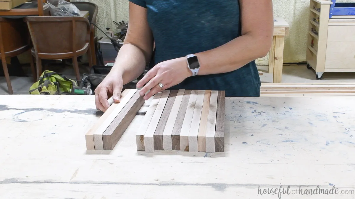 Easy install cutting board 