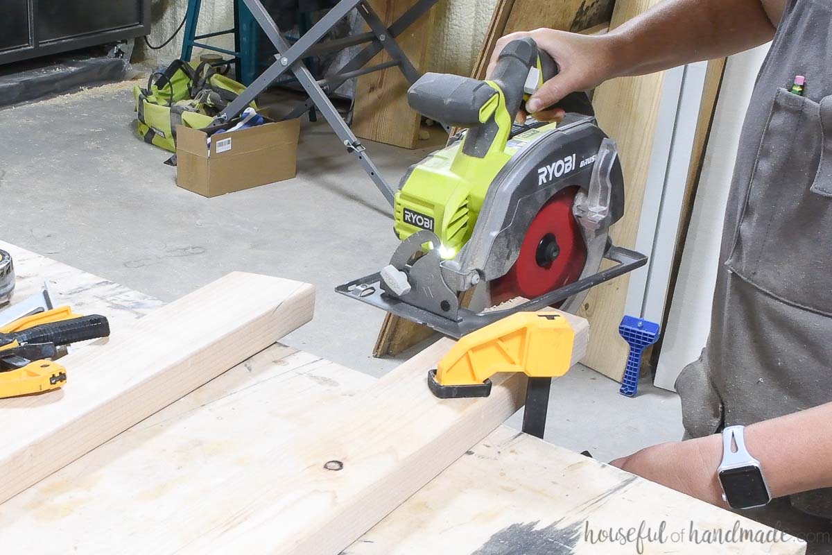 Cutting the top angle with a circular saw. 