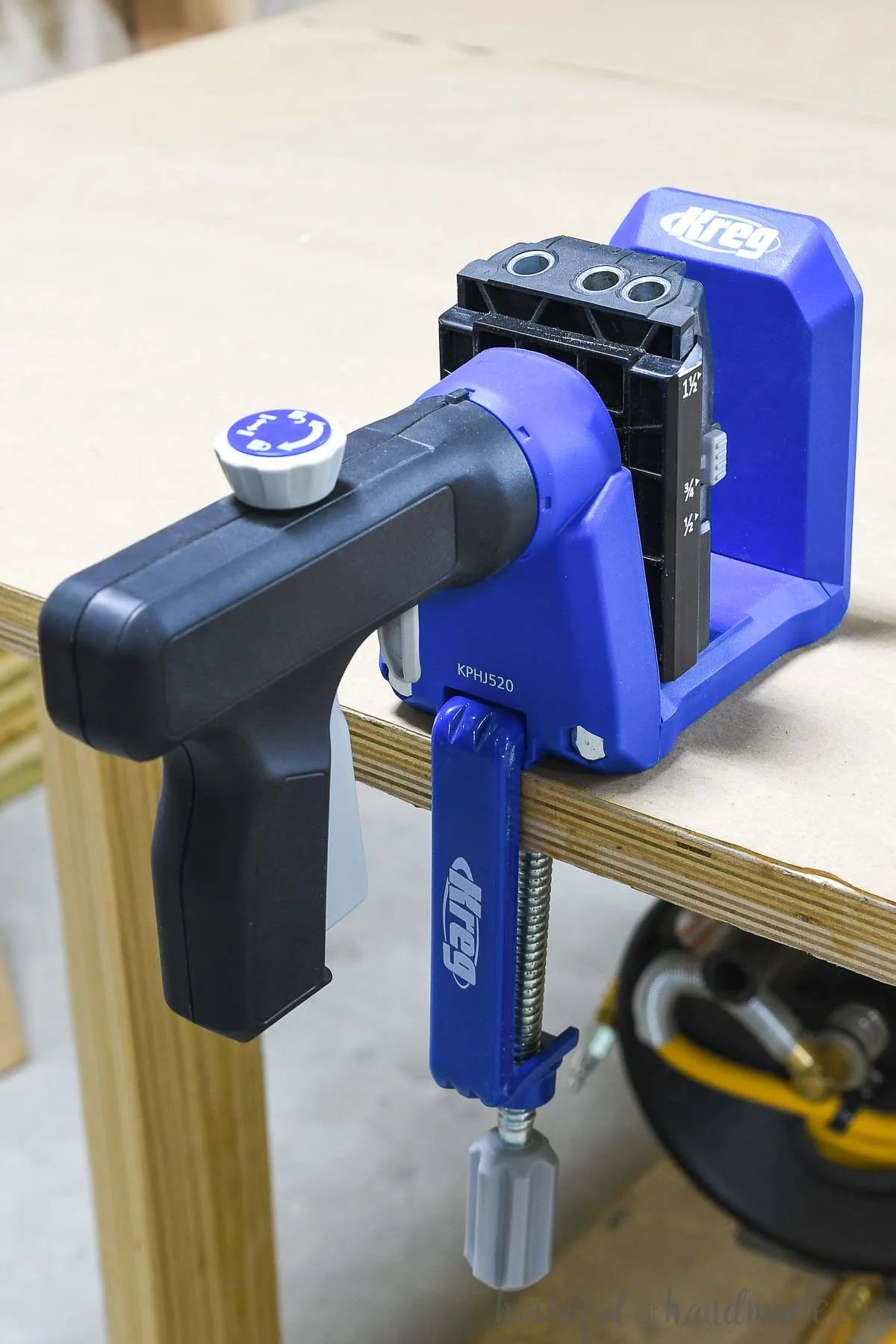 Kreg 520Pro pocket hole jig clamped to a benchtop. 