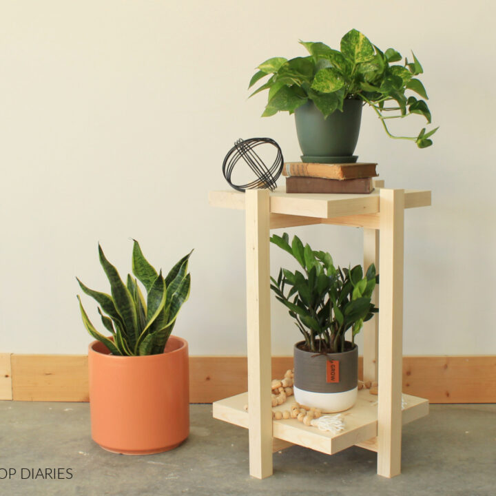 DIY plant stand from Woodshop Diaries.