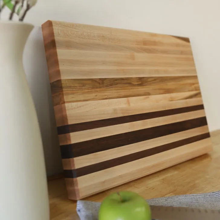 Basic cutting board from Woodshop Diaries. 
