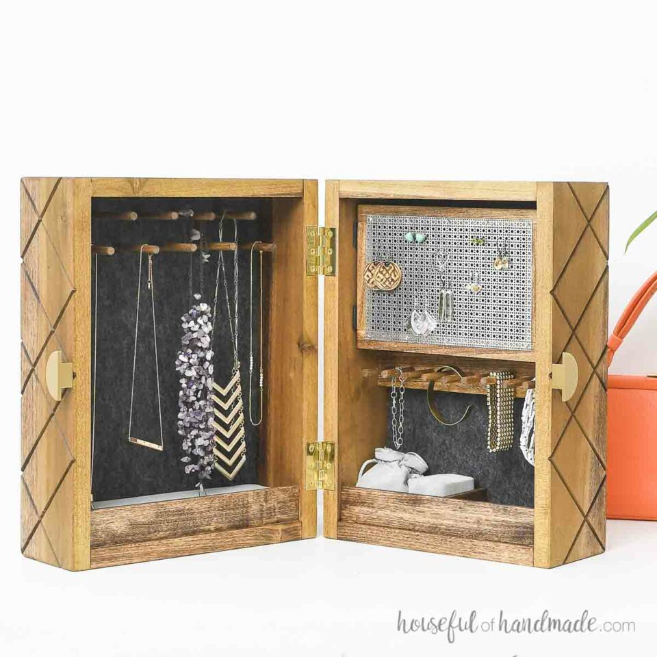 DIY Wall Jewelry Organizer Houseful of Handmade