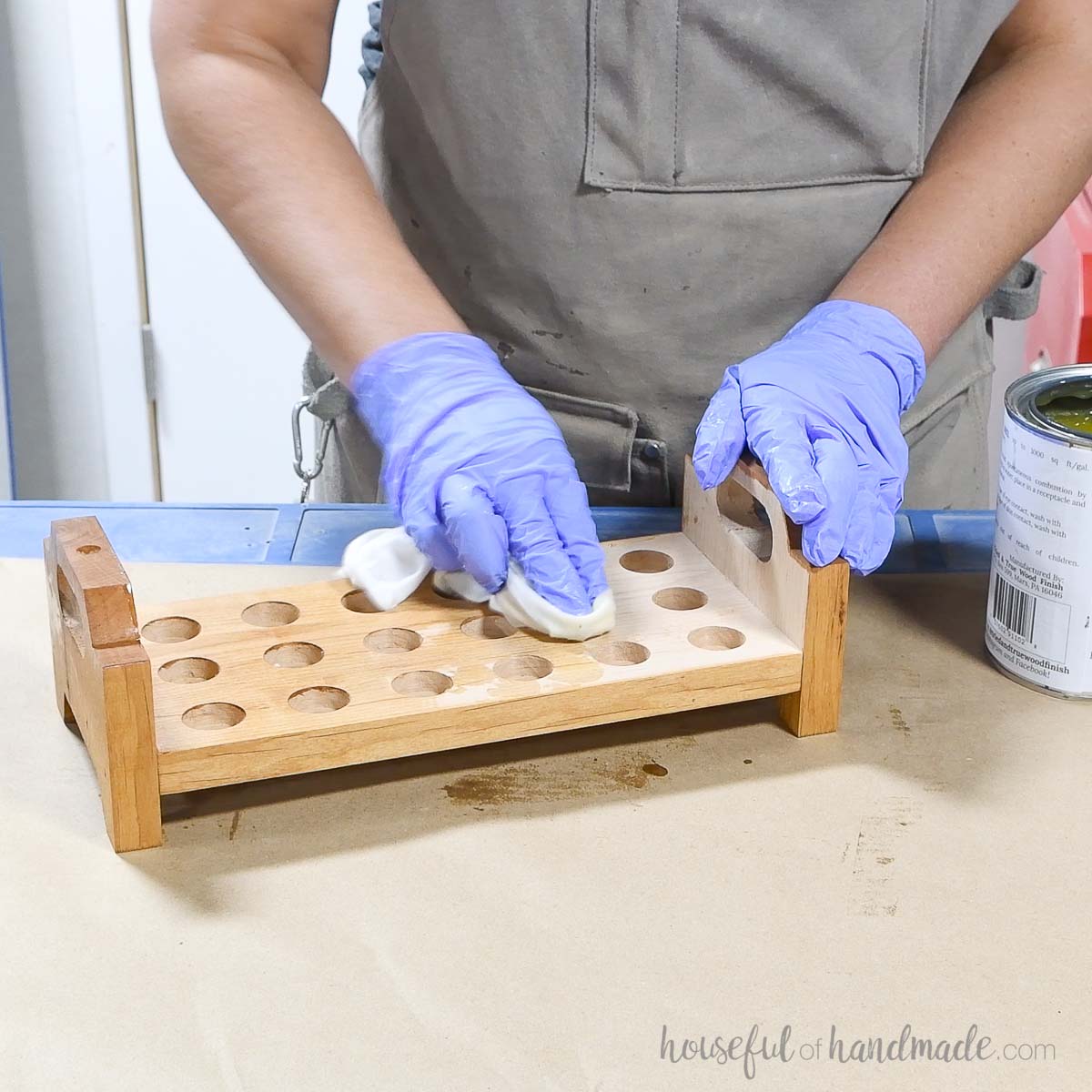 Sealing the egg holders using a rag. 