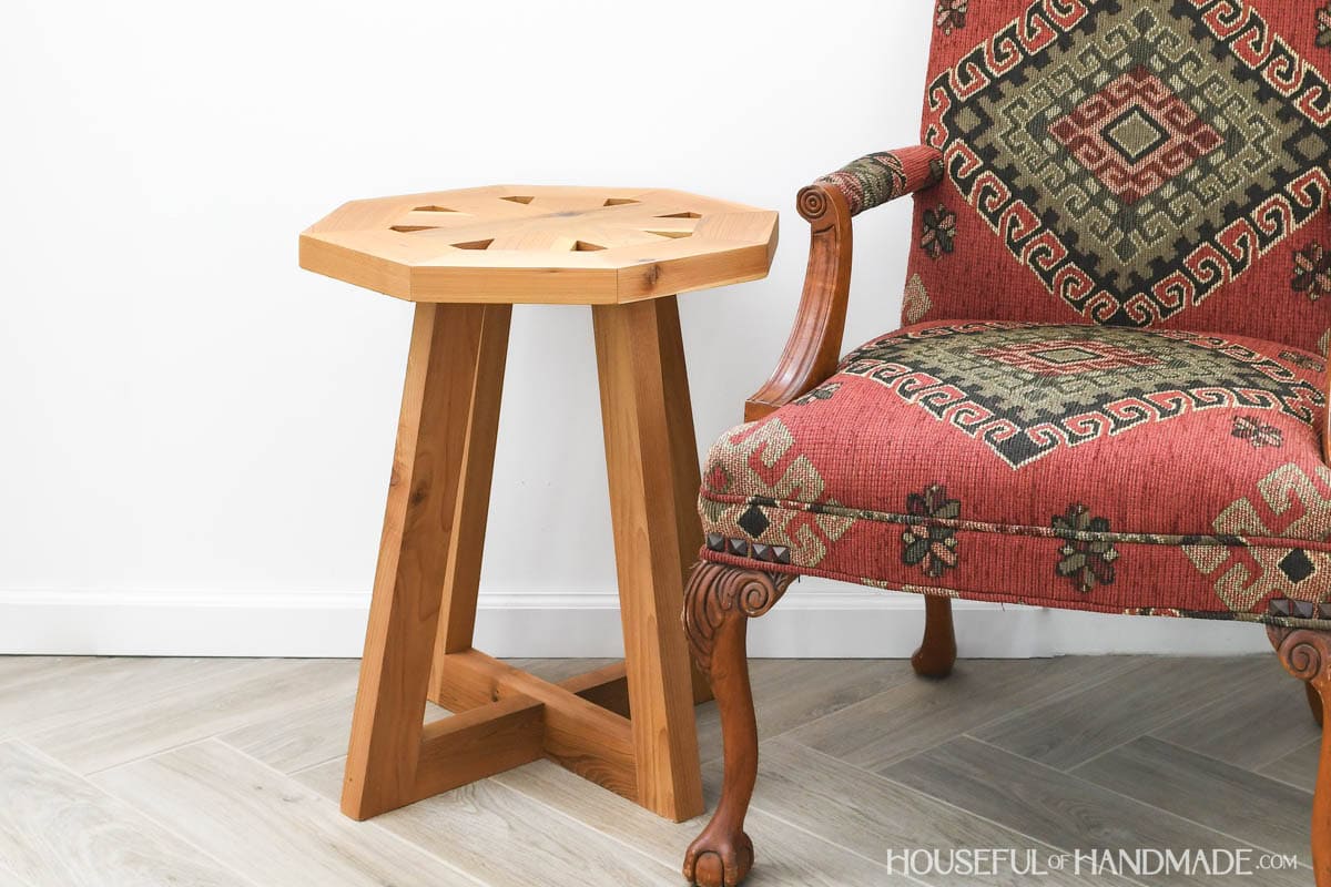 Beautiful cedar end table with octagon top and open base.