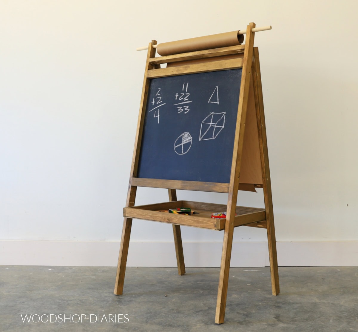 Fold-up art easel from Woodshop Diaries. 