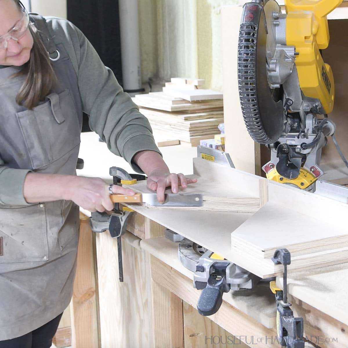 Flush cutting any parts that did not cut through.