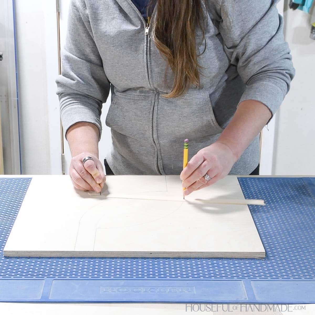 Drawing curves for the side boards. 